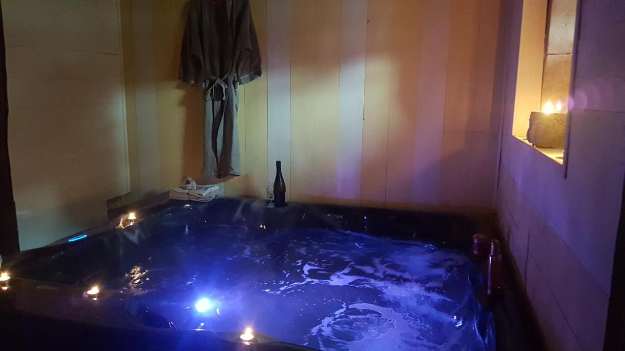 Gite Du Moulin De Barutel Mamers,Avec Spa Et Hammam Sur Reservation Payant Esterno foto
